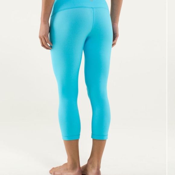 Lululemon Wunder Under Crop size 4 (waist 16”) Spry Blue leggings - Picture 2 of 7